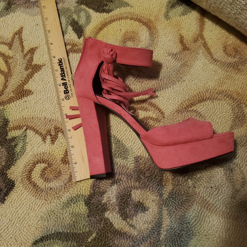 2 pc. Platform Heels - Picture 5 of 5